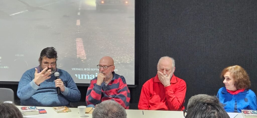 Alejandro Alonso, Luis Pstarini, Eduardo Carletti -emocionado por el homenaje- y Ani Shua.