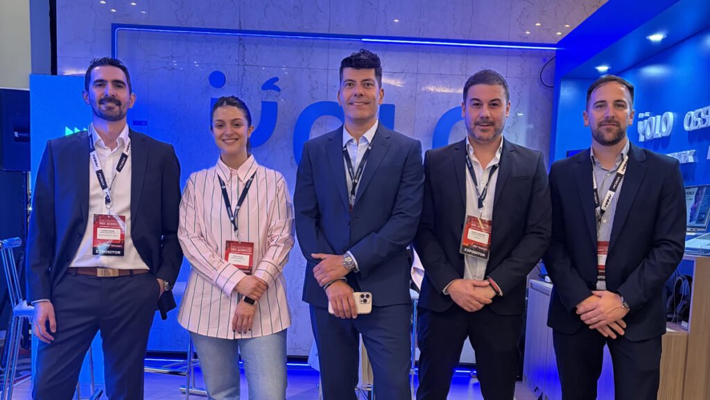Damián Miano, Belén Collini Barrio, Sergio Maldonado, Andrés Iampietro y Hernán Bitochi_ok