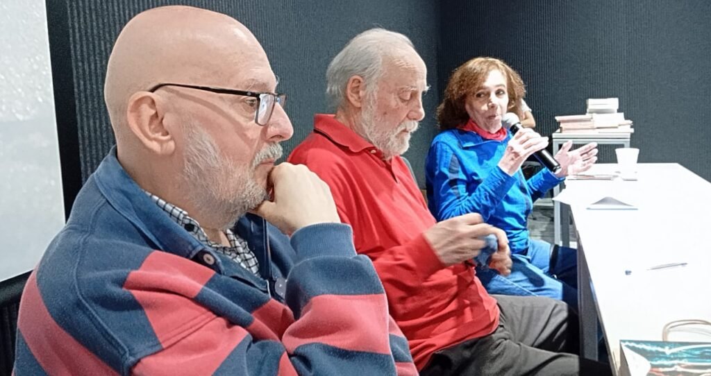 Panel de invitados