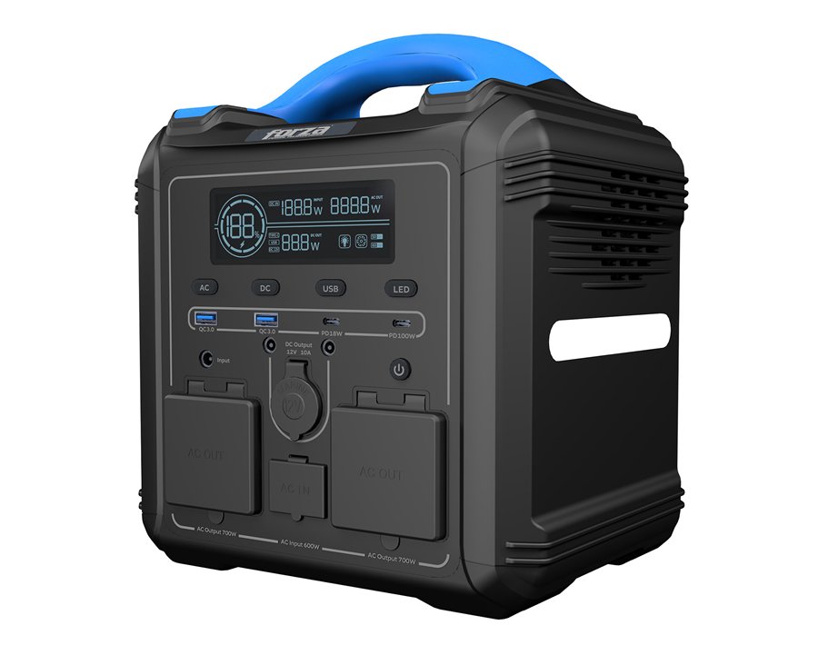 Generador portátil Forza TITAN FPP-T702 con pantalla LCD, puertos USB y tomas de corriente alterna